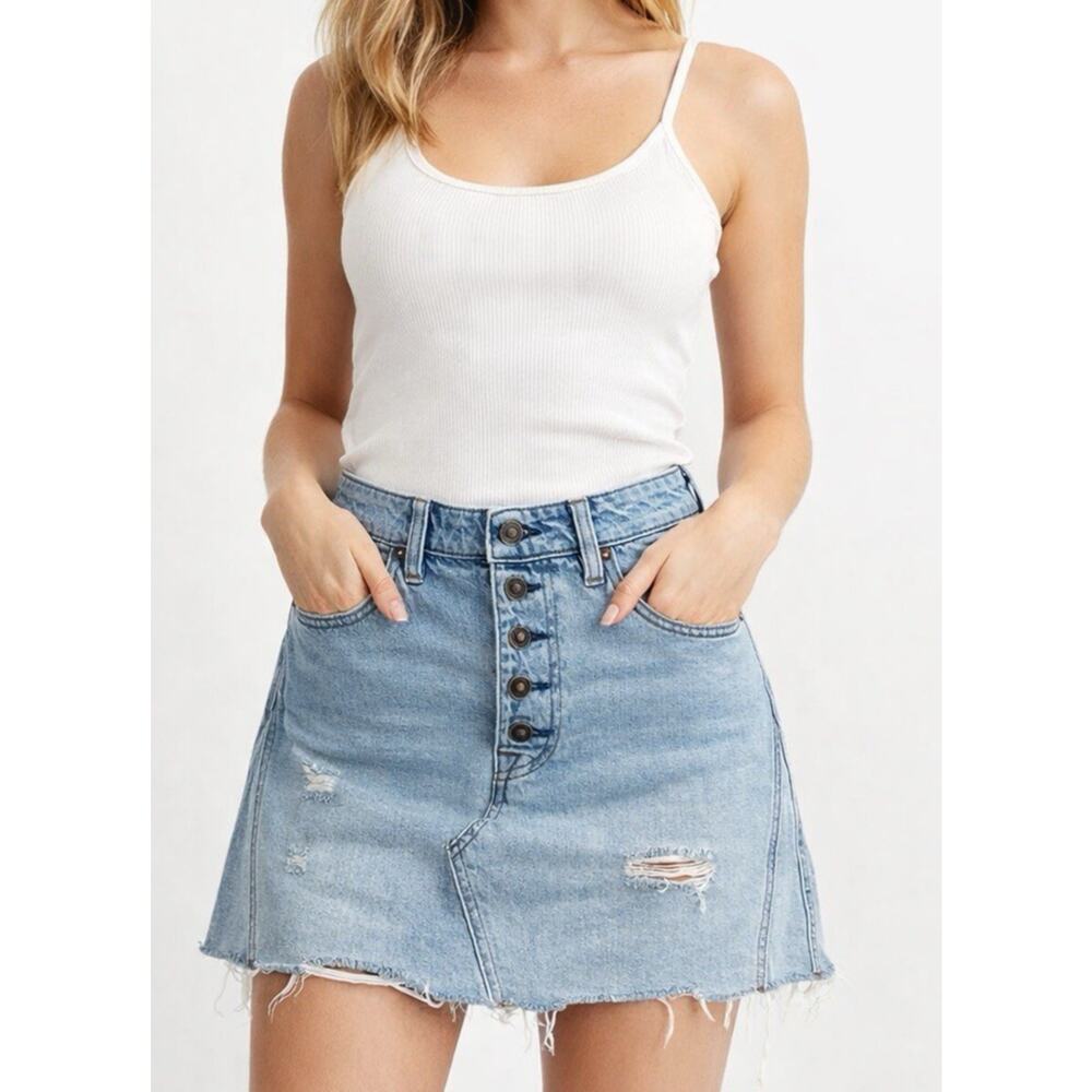 We The Free People Denim Mini Skirt Sz 28 Harvey Distressed Raw Hem 100% Cotton